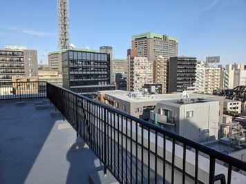 新宿撮影スタジオサロンガイヤール 9階屋上撮影スペース の室内の写真