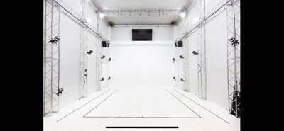 スタジオ全景
高さ6m 横幅6m 奥行き9m
防音スタジオです - STUDIO Soup. 白ホリスタジオ 白ホリスタジオ、多目的スペースの室内の写真