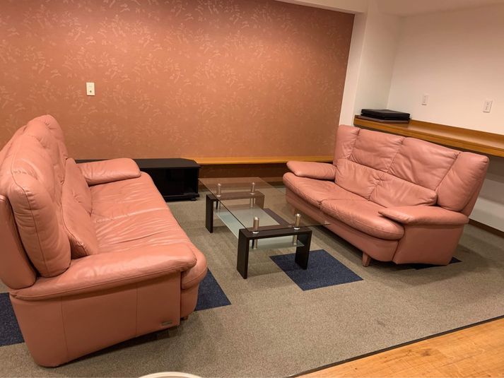 前日、当日予約は電話での連絡必須　（431） - ホテルクラインヒルズ2F(受付）「姫路スタイル会議室」