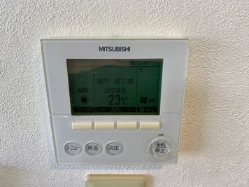 【会議室内に単独のエアコンがあるため、お好きな室温に調整可能です】 - 【閉店】TIME SHARING 渋谷南平台町 【閉店】4Aの設備の写真