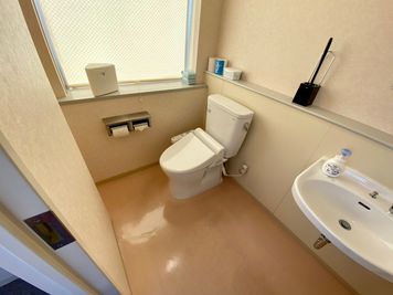 【女性トイレ（個室×1）】 - 【閉店】TIME SHARING 渋谷南平台町 【閉店】4Aの設備の写真