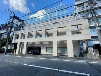 【建物外観】 - 【閉店】TIME SHARING 渋谷南平台町 【閉店】4Aの外観の写真