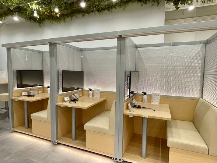 【FEEEP新宿西口店 1名《半個室》シングル席】　 - FEEEP新宿西口店