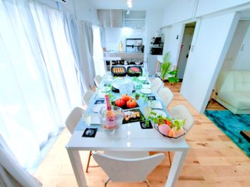 rental lounge大宮 ラグジュアリーなパーティスペースの室内の写真