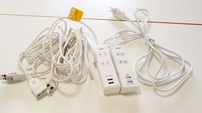 USBポート付き電源タップ（5m × １本、3m × １本）、電源延長コード　1本 - ウィルシャー・プレイス四谷 貸し会議室の設備の写真