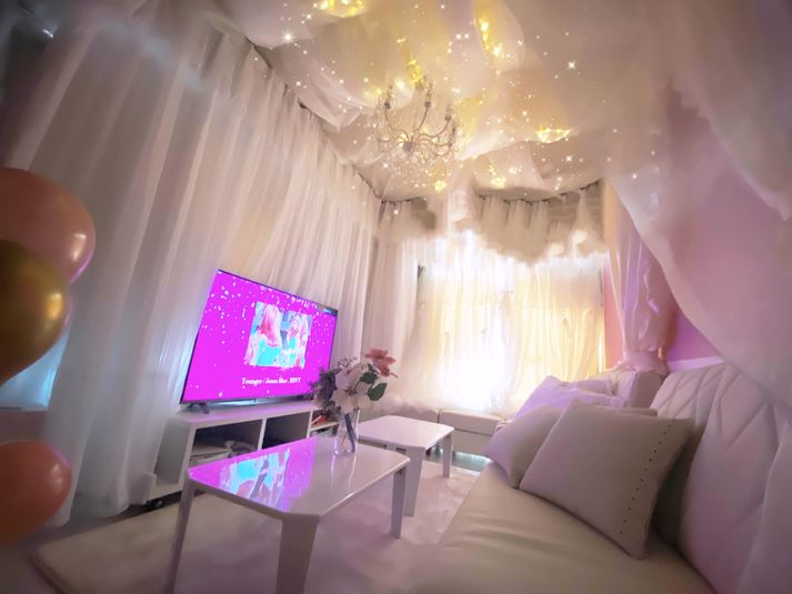 【パラム新大阪駅前】100インチスクリーン/高性能プロジェクター - 新大阪駅2分♪MSPACE