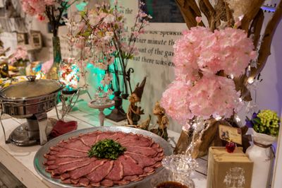 パーティー - アイデアの城 アリスのホワイトルームの室内の写真