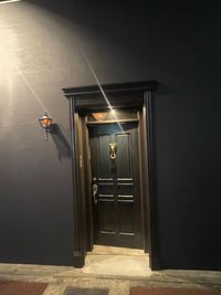 ドア - サロン　バルテュスの室内の写真