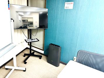 RAKUNA 秋葉原 会議室Aの室内の写真