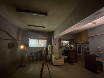 角度が変わると表情もガラッと変わります。 - GUSSA STUDIO & GALLERY 「A+B」studioの室内の写真