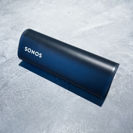 【スピーカー】×1
Sonos Roam SL - mysha Gallery レンタルスペース・ギャラリーの設備の写真