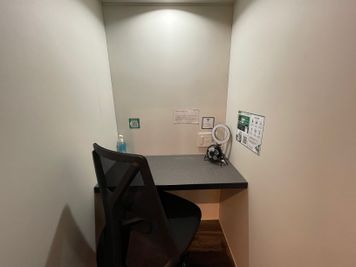 RemoteworkBOX TKPガーデンシティ名古屋駅前店 No.1の室内の写真