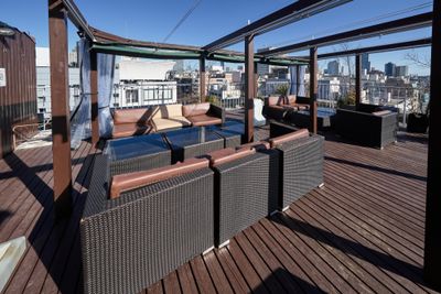 定禅寺ヒルズ(定禅寺通り) ROOF GARDENの室内の写真