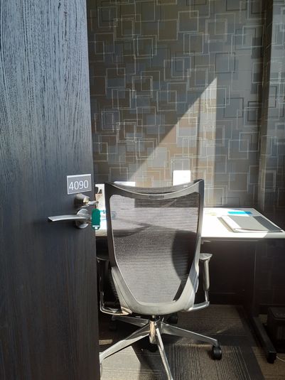 4090号室：時間貸：鍵付個室禁煙ブース【角部屋】 - 首都圏NSプラザin前橋