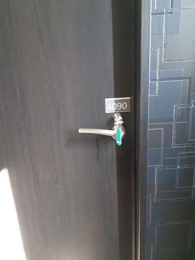 4090号室：時間貸：鍵付個室禁煙ブース【角部屋】 - 首都圏NSプラザin前橋