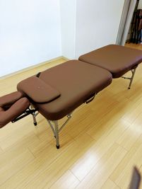 無料で施術施術ベッドがお使いいただけます - 【新大阪】レンタルスタジオカベリの設備の写真