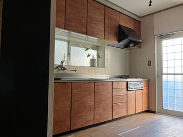 キッチン - HOUSE124 商業用利用、法人さまご利用限定。写真撮影、動画作成、などの室内の写真