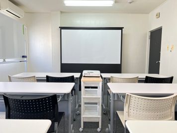 お気軽会議室心斎橋seaの室内の写真