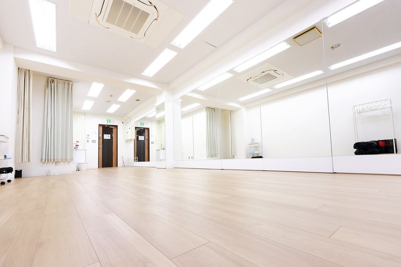 ダンス、ヨガ、演劇、撮影スタジオ、赤坂 - レンタルスタジオ HIKARI 赤坂