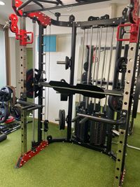 LOKI&ARES GYMの室内の写真