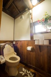 トイレです。 - 古民家冨田邸、都内で珍しい由緒ある古い建物です。の室内の写真