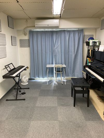 広々14畳のお部屋です。 - ピアノスタジオK 音楽スタジオ 多目的スペースの室内の写真