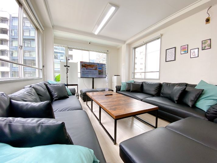 平日8〜18時|会議・デスクワーク専用🉐プラン - Colormell(カラメル)渋谷新南口2号店