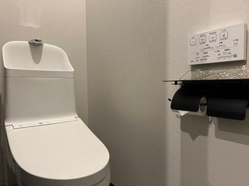 【お手洗い】男女ともに利用可能なトイレございます。 - GOAT TrainingGYM【ゴウト】 トレーニングジムGOAT (メンズ脱毛BOSS名古屋店内)のその他の写真