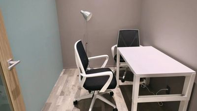 個室3部屋、会議室2部屋もあわせてご利用いただけます - 372_Spacemarket-Lounge イベントスペースの室内の写真