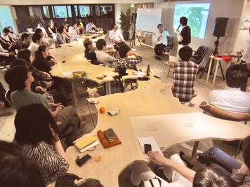 コワーキングスペースではイベント貸しもしております。 - HAPON新宿 南会議室/HAPON新宿の室内の写真