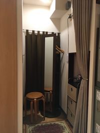 更衣室　カーテンタイプ（2部屋中のひとつ） - 赤塚ダンススクールの室内の写真