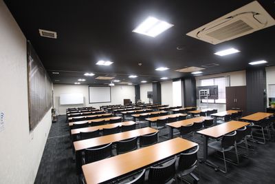 ✨リニューアル限定価格✨【南森町・天神橋・天満】最大80名/Wi-Fi/駅近🚃/飲食可🍵/事前荷物お預り可/綺麗✨/会議 - 天満ガーデン Tenma Garden