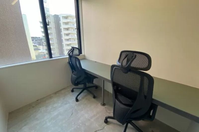 聖蹟桜ケ丘駅、東口から徒歩1分の貸切個室[OFFICE006] - 聖蹟桜ヶ丘徒歩1分コワーキングスペースLILIC（リリク）