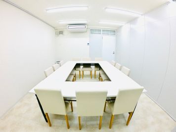 【JR目黒駅西口/権之助坂】より徒歩1分の貸会議室 / 懇親会スペース - レンタルスペース目黒