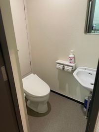 【女性トイレ（個室×1）】 - テレワークブース水天宮前 ブース12の室内の写真
