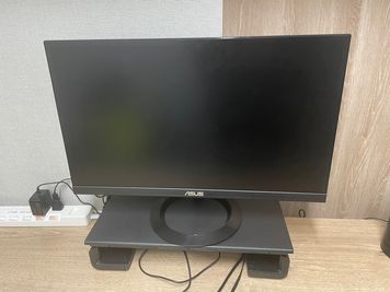  【全てのブースにモニター、WiFi、電源、卓上扇風機、6口電源タップをご用意しています。】 - 【閉店】テレワークブース門前仲町 協和ビル 【閉店】ブース22の室内の写真