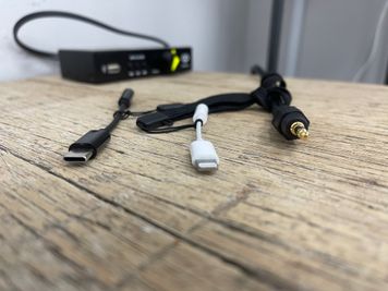 イヤフォンジャック ・TYPE Cケーブル・ライトニングケーブル - DANCE SPACE 365 新代田店 【新代田駅徒歩5分】DANCE SPACE 365ー新代田店の室内の写真