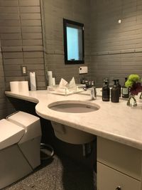 サロンドシアン Aスペースの室内の写真