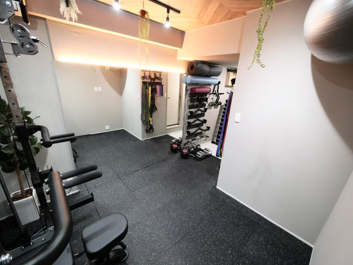 WHITEGYM横浜1号店/レンタルジム - WHITEGYM横浜1号店