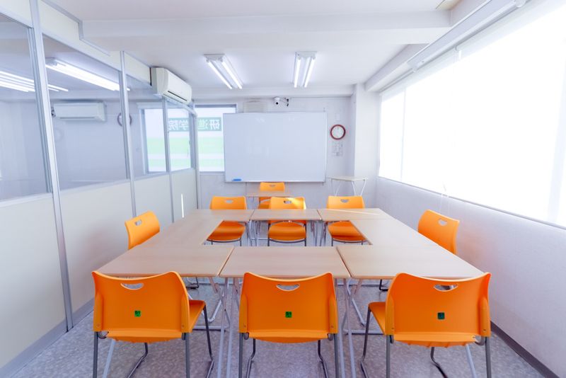 ふれあい貸し会議室 中河原C - ふれあい貸し会議室 中河原研進