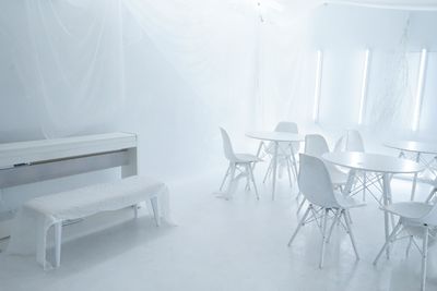 白いピアノ：KORG LP-380-WH
 - White Out 真っ白の光の空間/White Out/備品充実/ コスプレの設備の写真