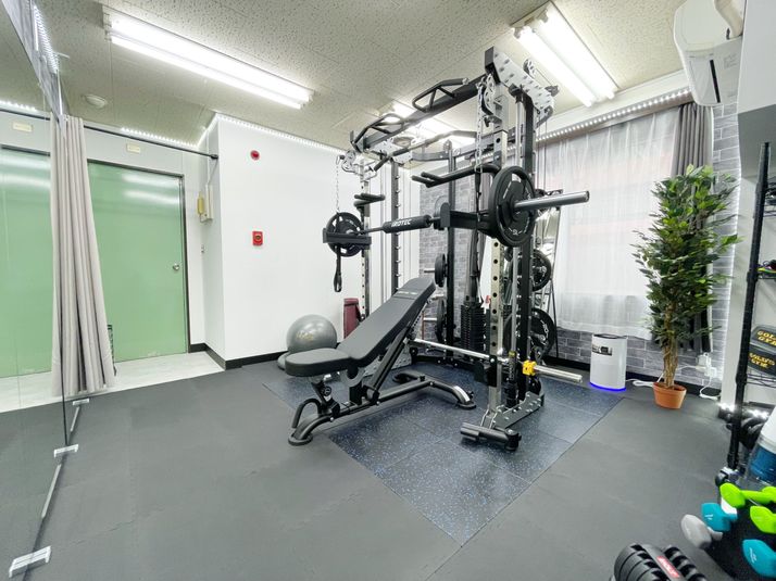 FREAK’S GYM（フリークスジム）新宿店 - FREAK'S GYM 新宿店