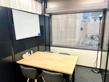 窓が広いので明るくて開放的！ - ベンチャーデスク銀座６ 貸し会議室.B2の室内の写真