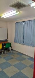 Plumeria×sylphya（プルメリア×シルフィア） 塾や外国語教室に特化したレンタルスペースです！本厚木駅徒歩4分の室内の写真