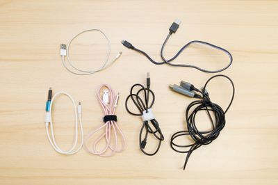 スマホの充電器類 - 会議室ゴシェール 会議・面接・撮影・web面談・サロン・ボードゲームができる会議室の設備の写真