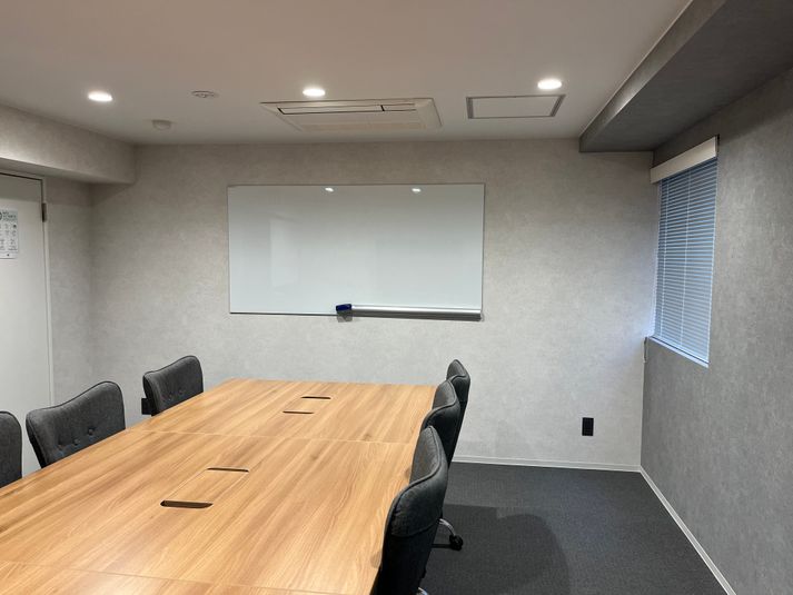 【志村坂上駅徒歩1分】会議室3（定員8名）※予約前は入室不可 - いいオフィス志村坂上