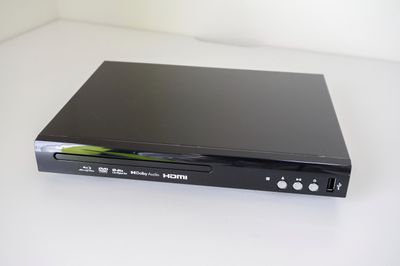 DVDプレイヤーです。映像を楽しまれたい際にご利用ください。 - 宮崎駅前レンタルスペース 【地域最安値】完全個室のワークスペース空間の設備の写真