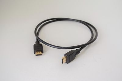 HDMIケーブルです。お手持ちのデバイスとディスプレイを接続する際などにご利用ください。 - 宮崎駅前レンタルスペース 【地域最安値】完全個室のワークスペース空間の設備の写真