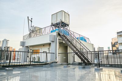 ROOF-TOP 屋上 新大久保R Space Side (S-R)の室内の写真