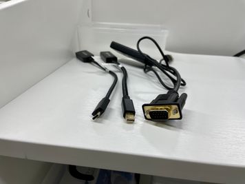 【タイプC、Thunderbolt、VGAのHDMI変換機もご用意しております】 - 【閉店】TIME SHARING 新富町 築地第一長岡ビル 【閉店】の室内の写真